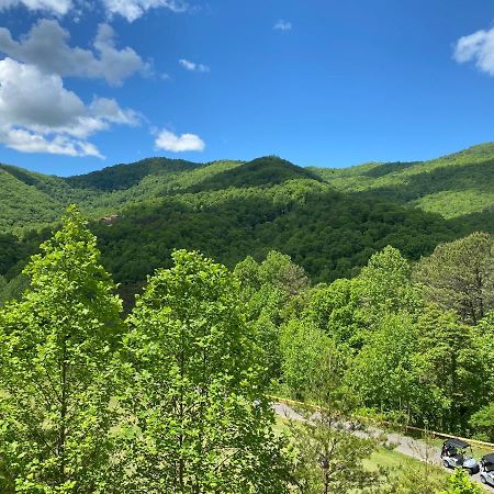 Condo With Stunning Mountain And 6Th Green Views Near Harrahs Cherokee Bryson City Whittier Kültér fotó
