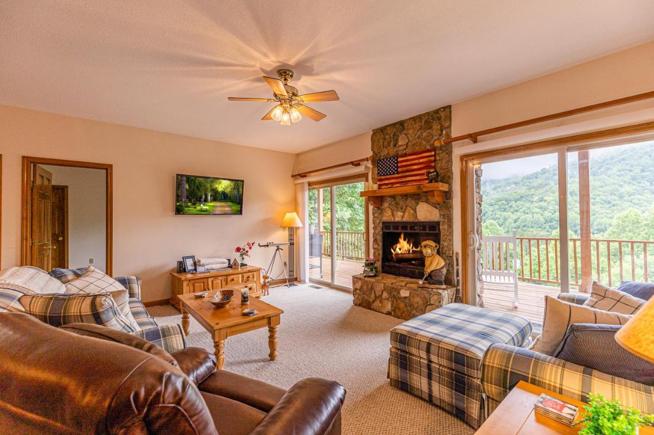Condo With Stunning Mountain And 6Th Green Views Near Harrahs Cherokee Bryson City Whittier Kültér fotó
